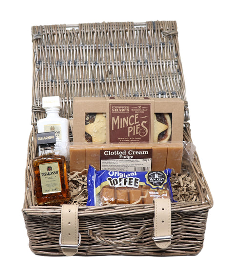 Disaronno Amaretto Alcohol Christmas Hamper