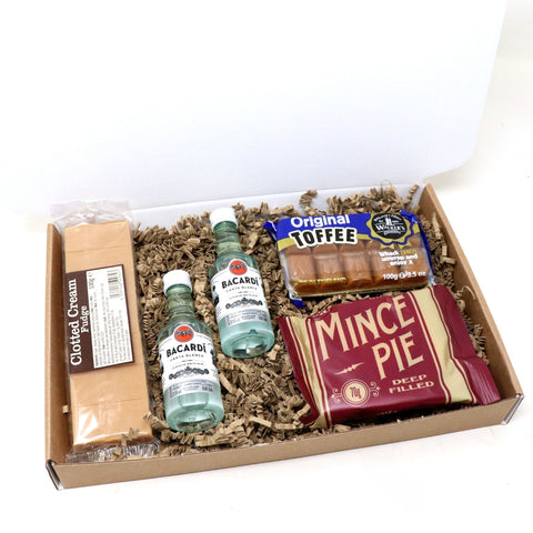 Alcohol & Christmas Treats Letterbox Gift Set With Mince Pie
