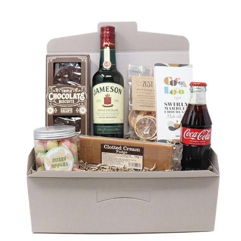 Jameson 35cl Alcohol Gift Box & Treats
