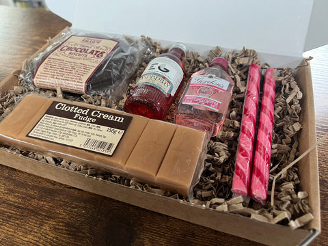 Pink Gin & Treats Letterbox Gift