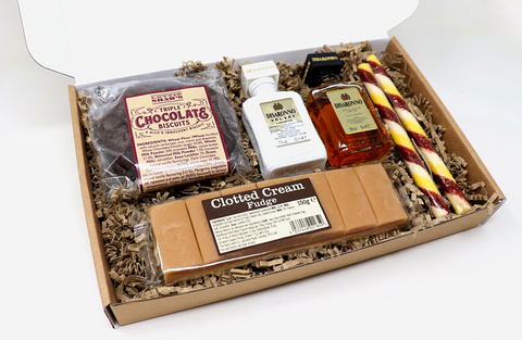 Disaronno & Treats Letterbox Gift