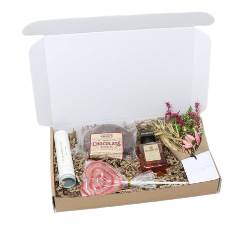 Flowers, Treats & Disaronno Amaretto Letterbox Gift
