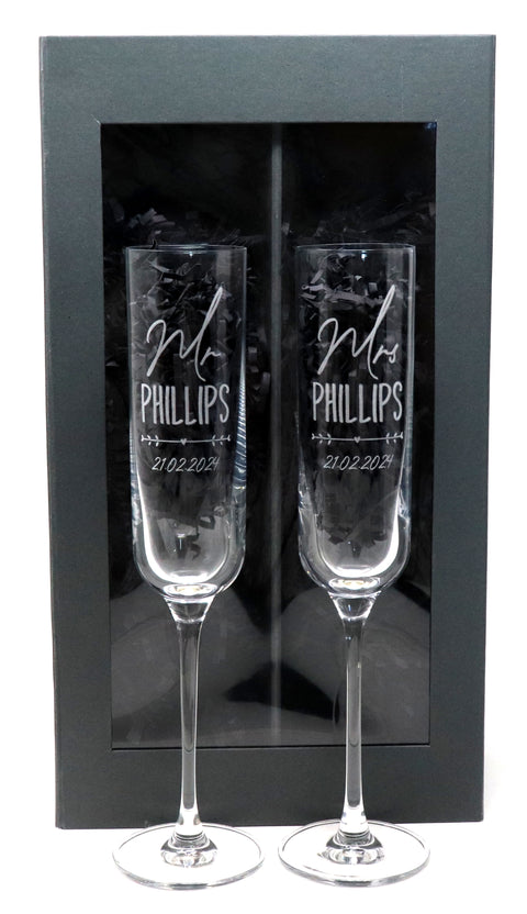 Personalised Pair of Fusion Champagne Flutes - Wedding/Anniversary Design